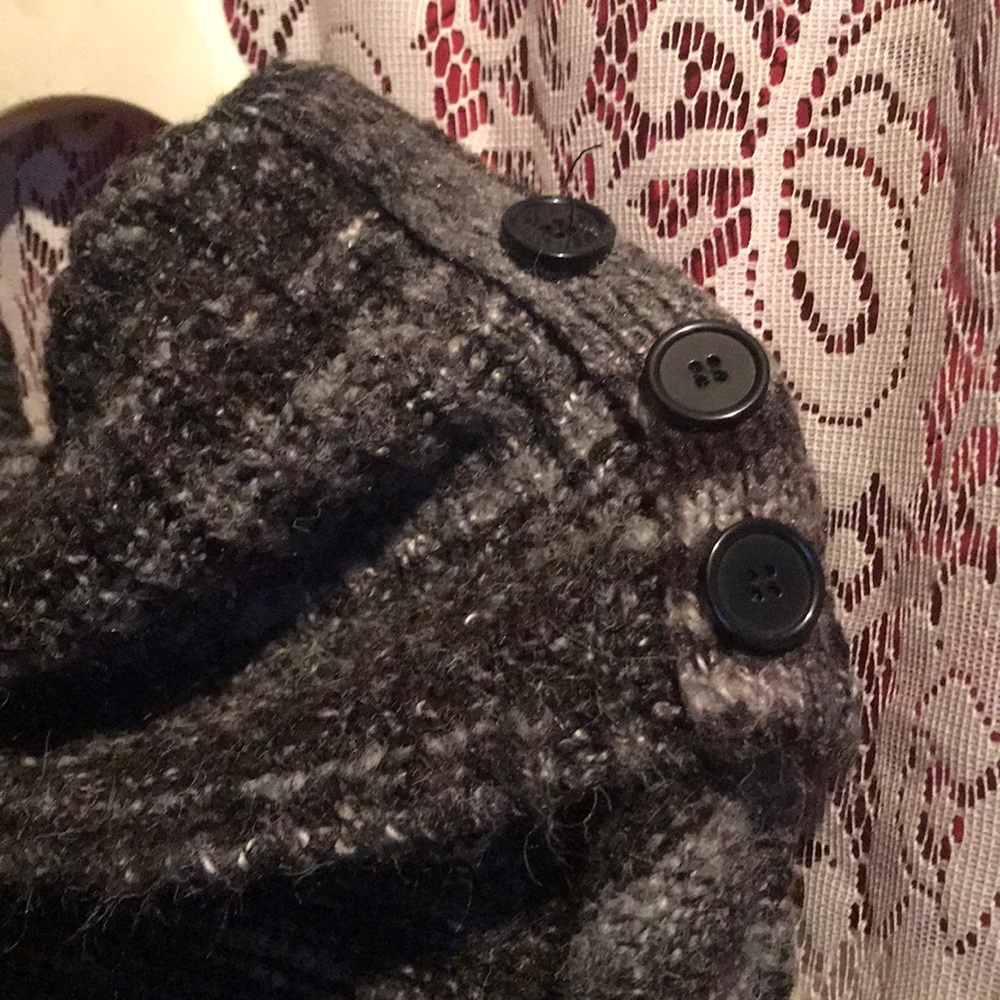 Sweater - Picture 3 of 6